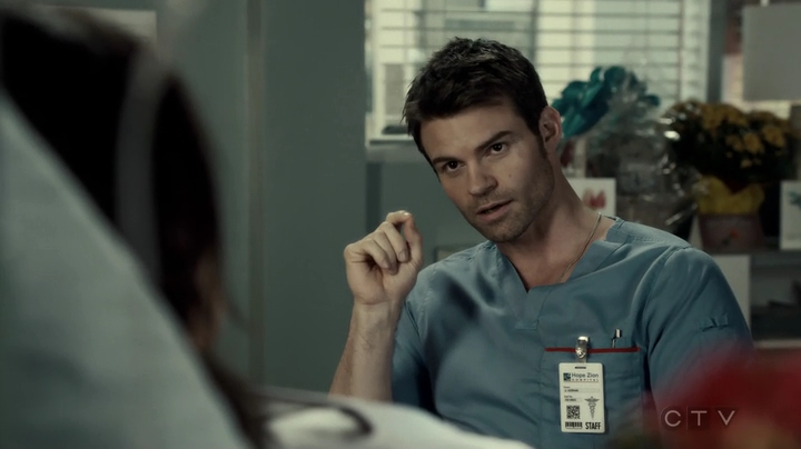 VampireDiariesWorld-dot-org_SavingHope3x03-1584.jpg