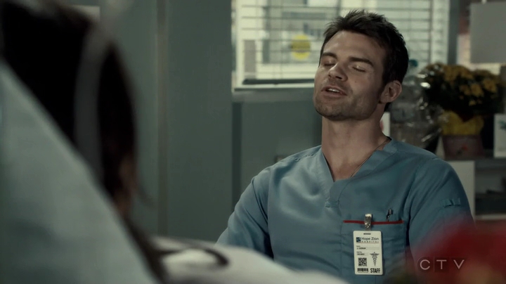 VampireDiariesWorld-dot-org_SavingHope3x03-1590.jpg