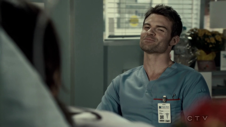 VampireDiariesWorld-dot-org_SavingHope3x03-1592.jpg