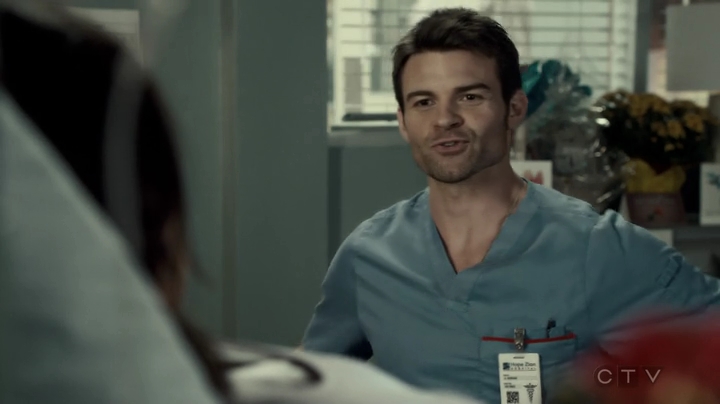 VampireDiariesWorld-dot-org_SavingHope3x03-1611.jpg