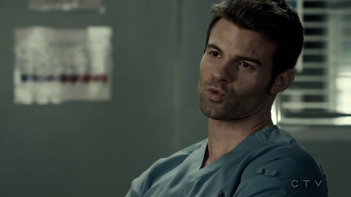 VampireDiariesWorld-dot-org_SavingHope3x03-1647.jpg