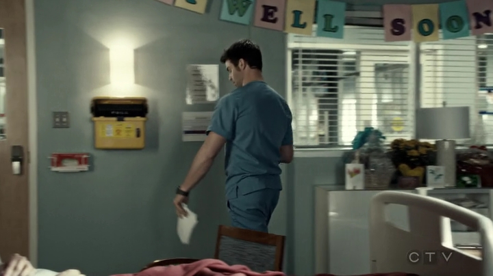 VampireDiariesWorld-dot-org_SavingHope3x03-1667.jpg