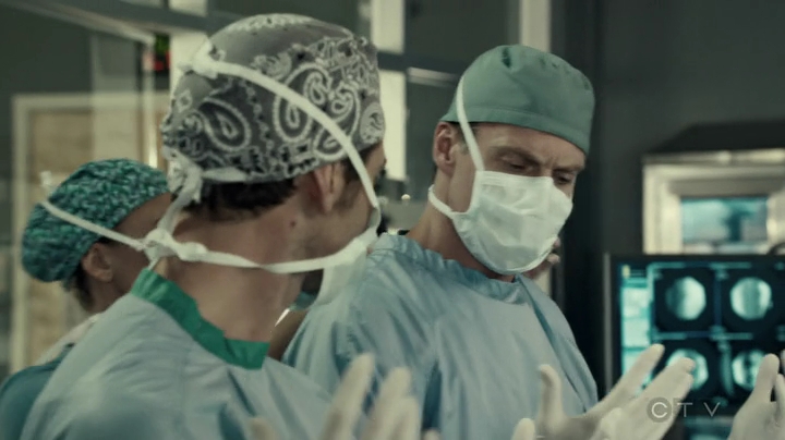 VampireDiariesWorld-dot-org_SavingHope3x03-1922.jpg