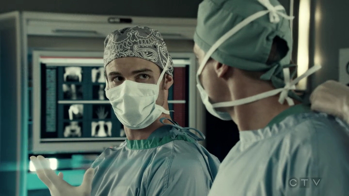 VampireDiariesWorld-dot-org_SavingHope3x03-1924.jpg