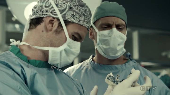 VampireDiariesWorld-dot-org_SavingHope3x03-1956.jpg