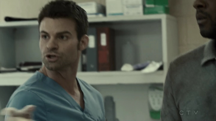 VampireDiariesWorld-dot-org_SavingHope3x04-0339.jpg