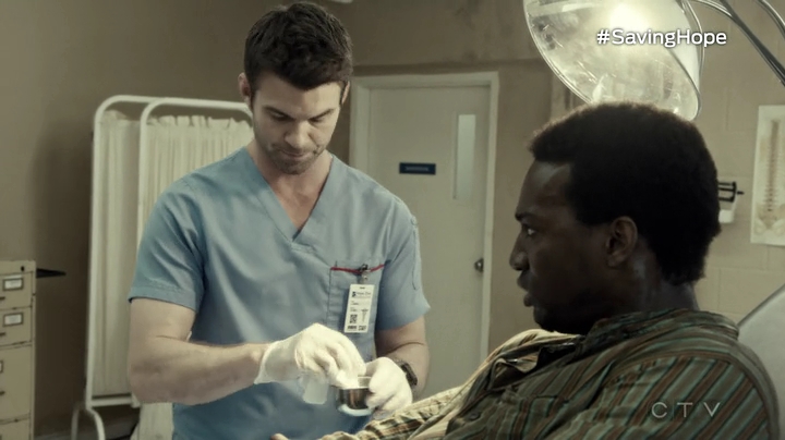 VampireDiariesWorld-dot-org_SavingHope3x04-0397.jpg