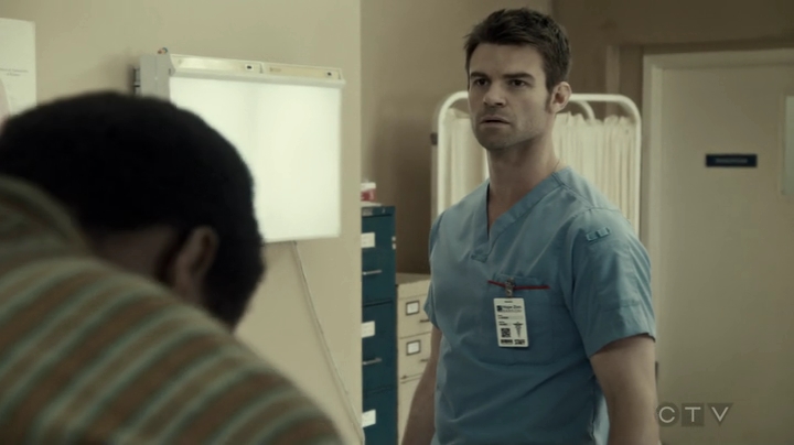 VampireDiariesWorld-dot-org_SavingHope3x04-0476.jpg