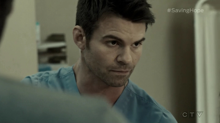 VampireDiariesWorld-dot-org_SavingHope3x04-0881.jpg