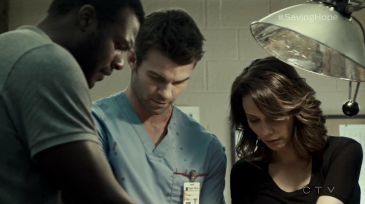 VampireDiariesWorld-dot-org_SavingHope3x04-1654.jpg