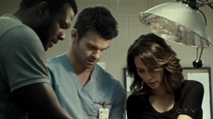 VampireDiariesWorld-dot-org_SavingHope3x04-1655.jpg