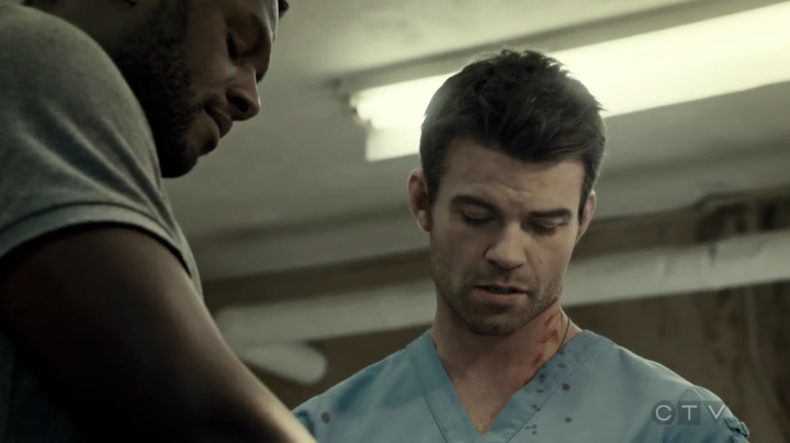 VampireDiariesWorld-dot-org_SavingHope3x04-1685.jpg