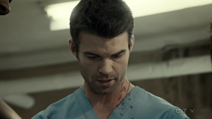 VampireDiariesWorld-dot-org_SavingHope3x04-1700.jpg