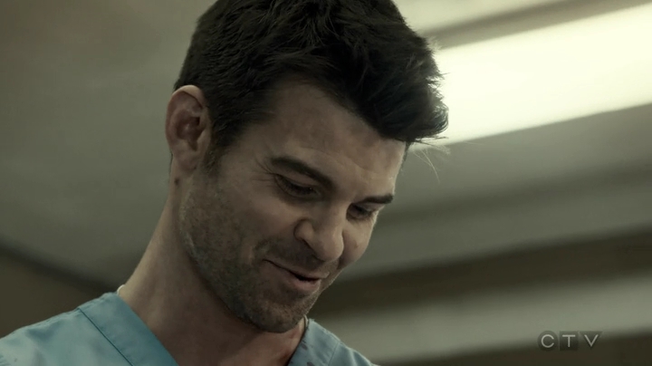 VampireDiariesWorld-dot-org_SavingHope3x04-1717.jpg