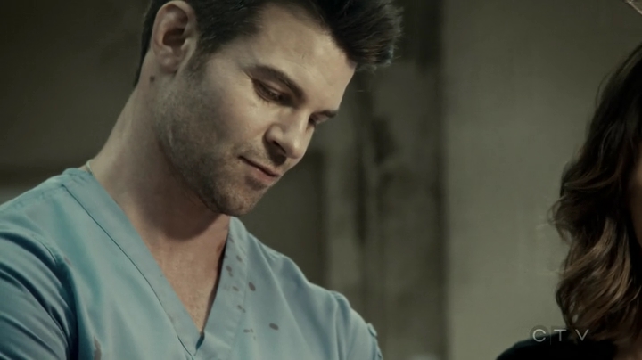 VampireDiariesWorld-dot-org_SavingHope3x04-1734.jpg