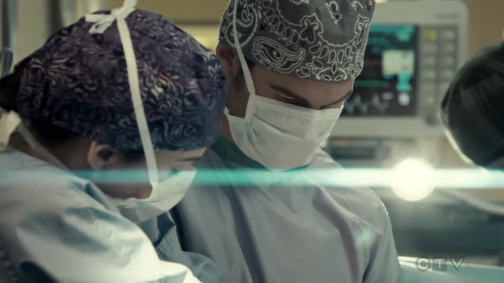 VampireDiariesWorld-dot-org_SavingHope3x05-0574.jpg