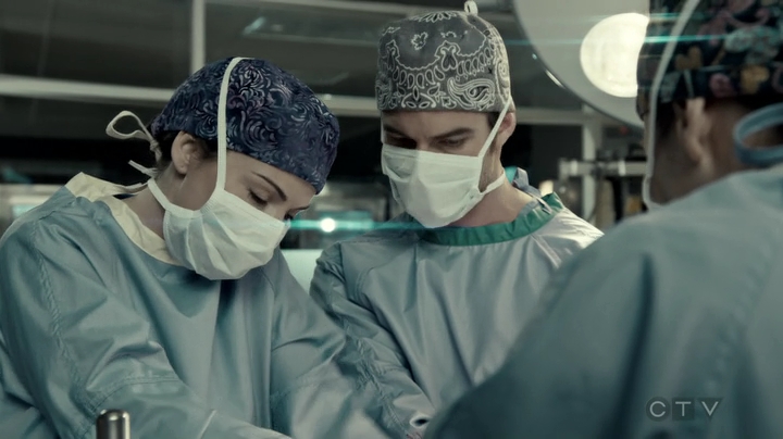 VampireDiariesWorld-dot-org_SavingHope3x05-0602.jpg