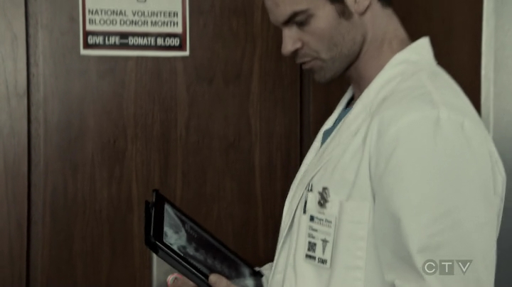 VampireDiariesWorld-dot-org_SavingHope3x05-0669.jpg