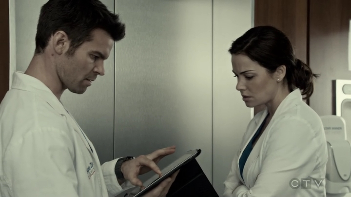 VampireDiariesWorld-dot-org_SavingHope3x05-0674.jpg