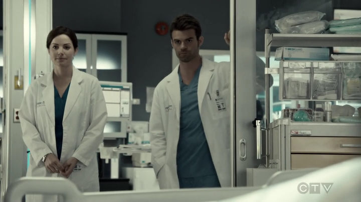 VampireDiariesWorld-dot-org_SavingHope3x05-0746.jpg