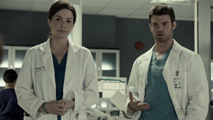 VampireDiariesWorld-dot-org_SavingHope3x05-0783.jpg