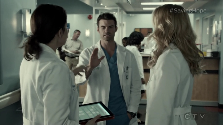 VampireDiariesWorld-dot-org_SavingHope3x05-0952.jpg