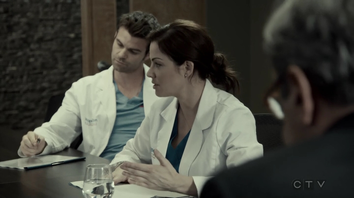 VampireDiariesWorld-dot-org_SavingHope3x05-1178.jpg