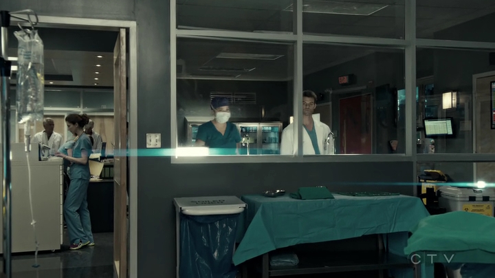 VampireDiariesWorld-dot-org_SavingHope3x05-1510.jpg