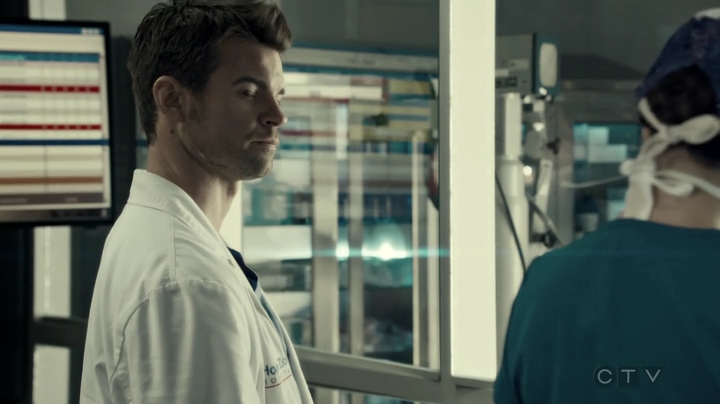 VampireDiariesWorld-dot-org_SavingHope3x05-1518.jpg