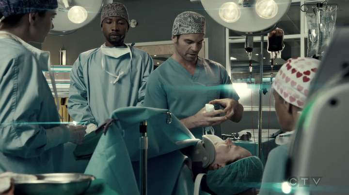 VampireDiariesWorld-dot-org_SavingHope3x05-1994.jpg