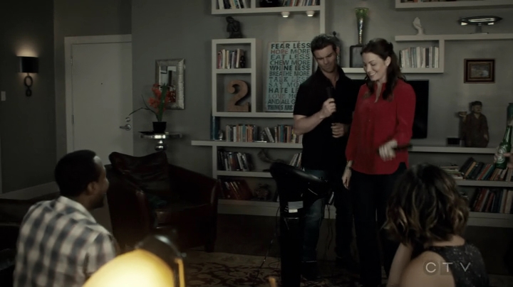 VampireDiariesWorld-dot-org_SavingHope3x05-2464.jpg