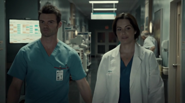 VampireDiariesWorld-dot-org_SavingHope3x06-0360.jpg