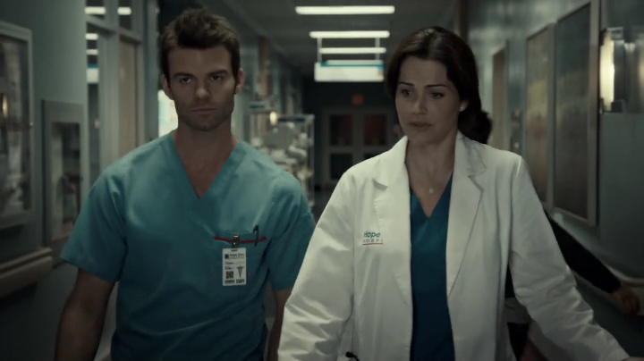 VampireDiariesWorld-dot-org_SavingHope3x06-0364.jpg