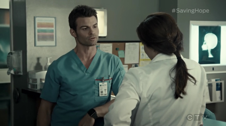 VampireDiariesWorld-dot-org_SavingHope3x06-0392.jpg