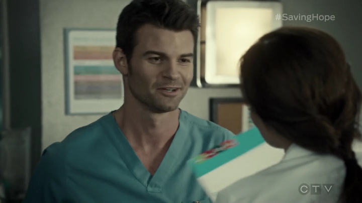 VampireDiariesWorld-dot-org_SavingHope3x06-0399.jpg