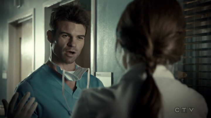 VampireDiariesWorld-dot-org_SavingHope3x06-1008.jpg