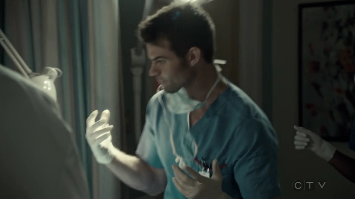 VampireDiariesWorld-dot-org_SavingHope3x06-1025.jpg