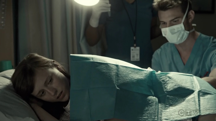 VampireDiariesWorld-dot-org_SavingHope3x06-1045.jpg