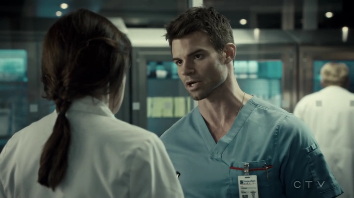 VampireDiariesWorld-dot-org_SavingHope3x06-1159.jpg