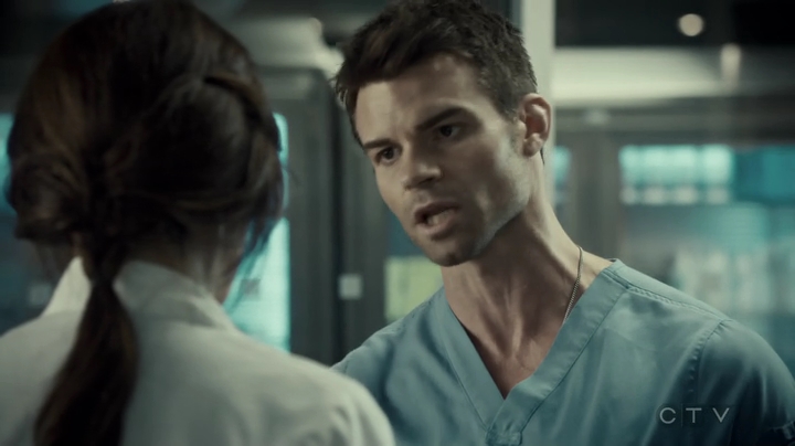 VampireDiariesWorld-dot-org_SavingHope3x06-1165.jpg