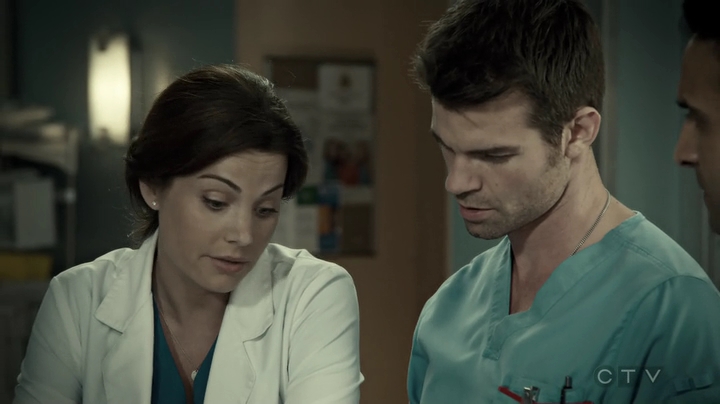 VampireDiariesWorld-dot-org_SavingHope3x06-1579.jpg