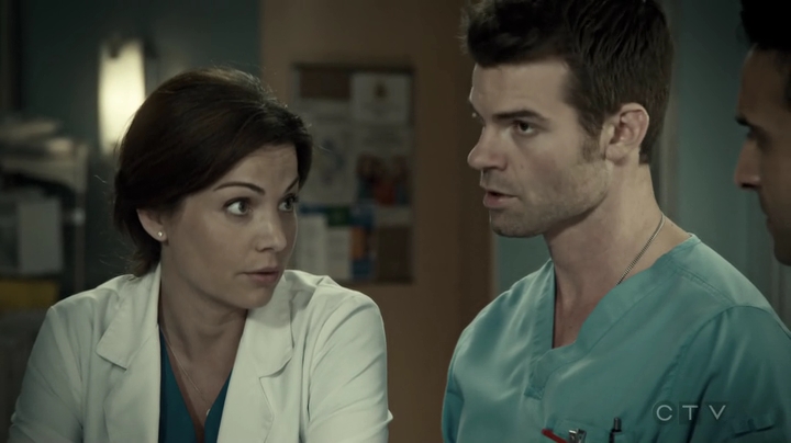 VampireDiariesWorld-dot-org_SavingHope3x06-1581.jpg