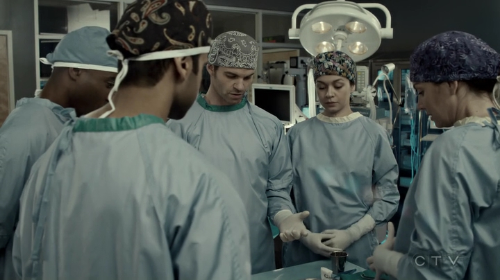 VampireDiariesWorld-dot-org_SavingHope3x06-2020.jpg