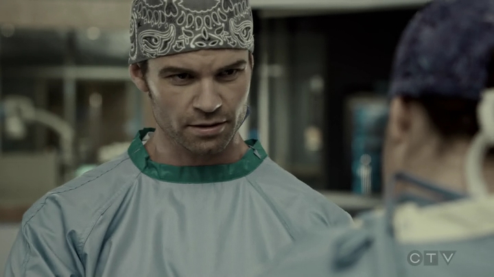 VampireDiariesWorld-dot-org_SavingHope3x06-2048.jpg