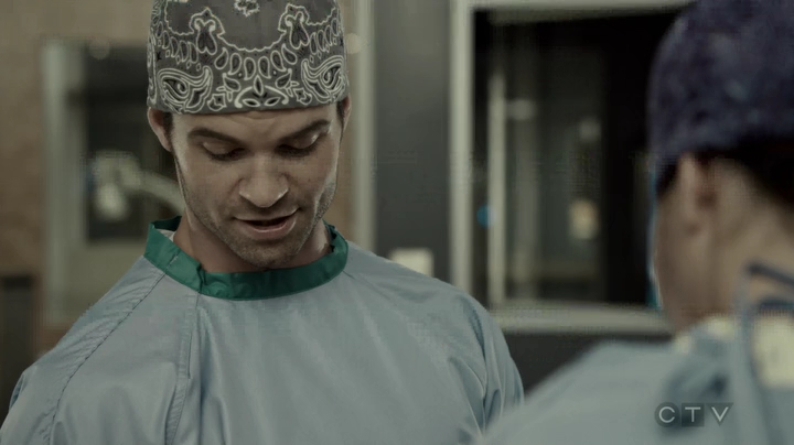 VampireDiariesWorld-dot-org_SavingHope3x06-2074.jpg