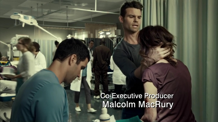 VampireDiariesWorld_dot_nl-SavingHope3x08-130.jpg