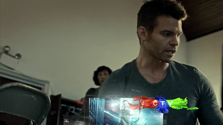 VampireDiariesWorld_dot_nl-SavingHope3x08-833.jpg