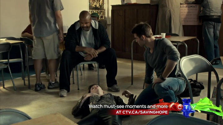 VampireDiariesWorld_dot_nl-SavingHope3x08-846.jpg