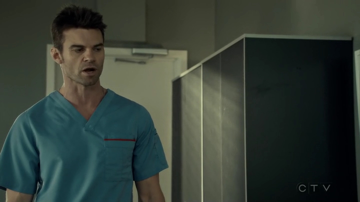 VampireDiariesWorld_dot_nl-SavingHope3x09-063.jpg