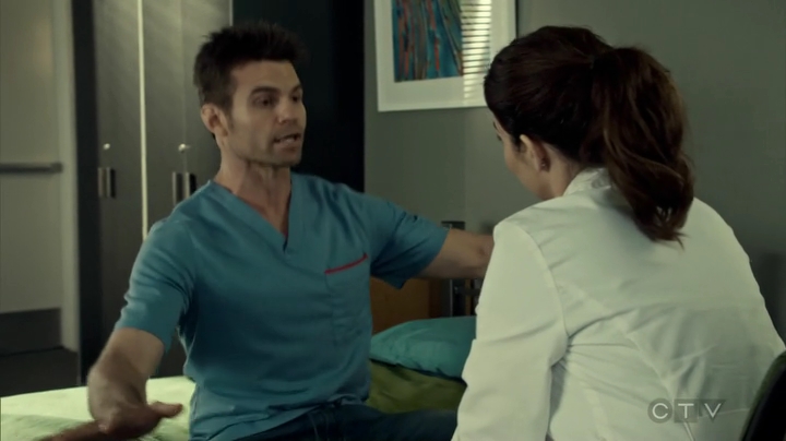 VampireDiariesWorld_dot_nl-SavingHope3x09-071.jpg